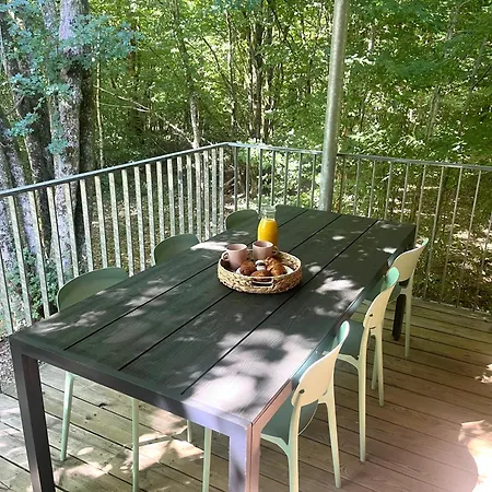 Les Charmes - C09 * Eppe-Sauvage