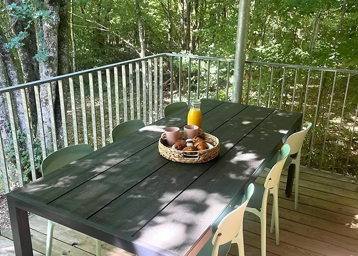 Les Charmes - C09 * Eppe-Sauvage